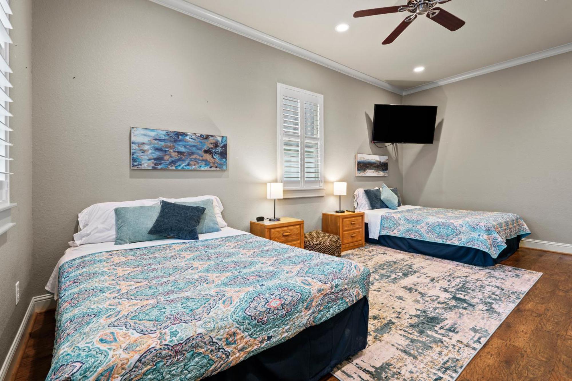 Luxury Waterfront Home Family And Pet Friendly Near Surfside Beach 11 Mins Freeport Bagian luar foto
